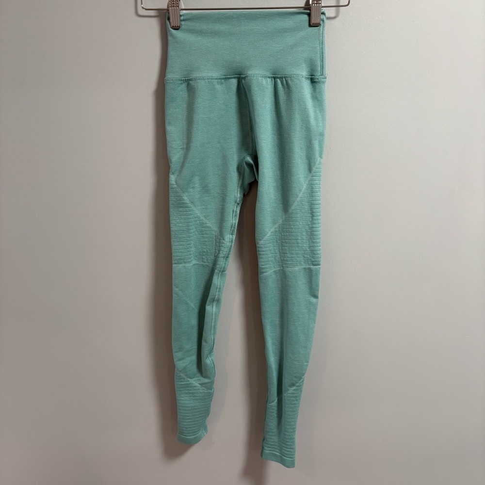 Alphalete Leggings
